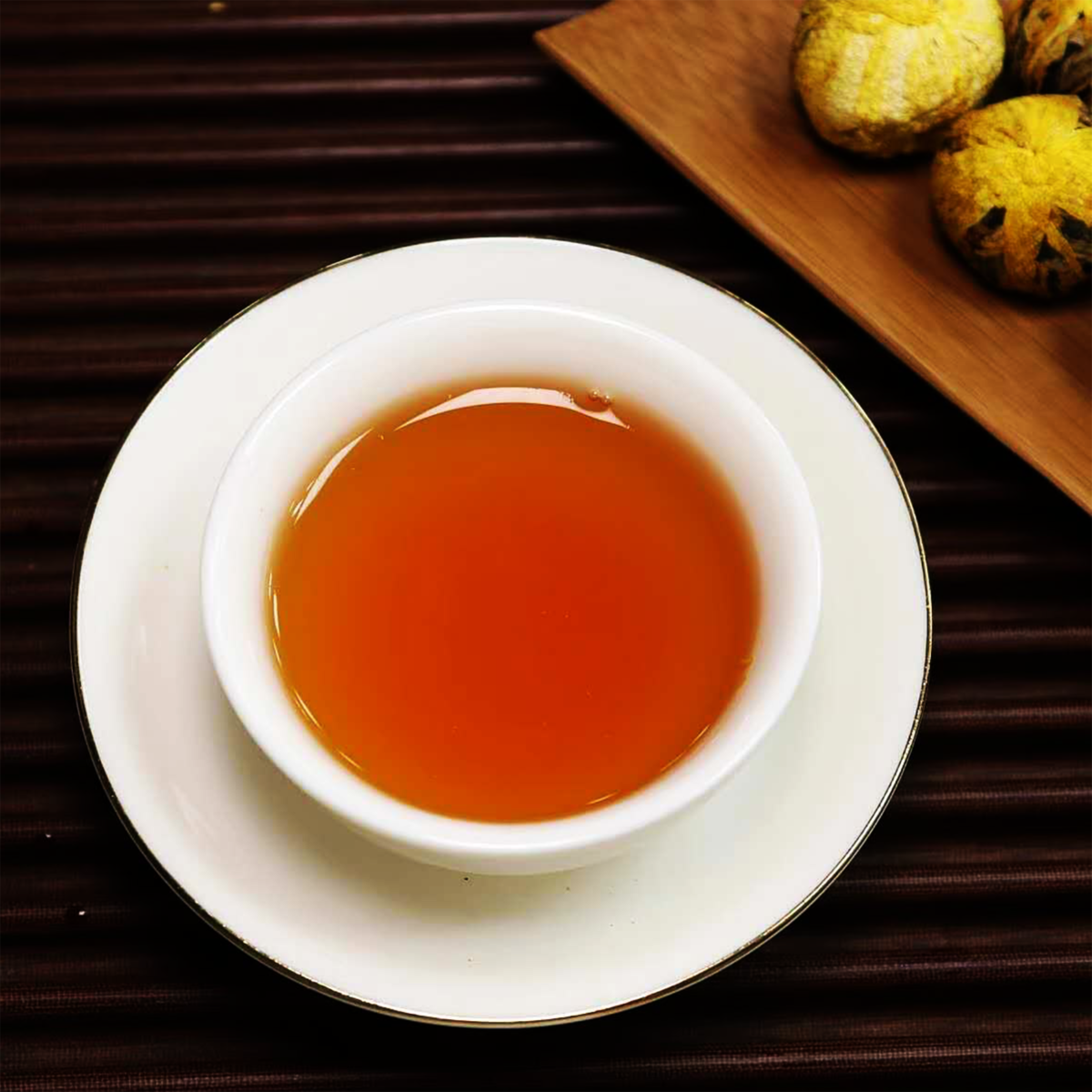 Tè alle Perle di Drago al Crisantemo e Pu Erh